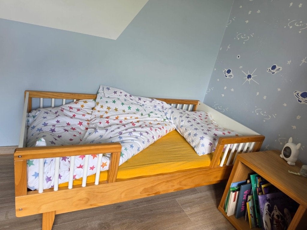 Peuterbedje Petite Amélie met of zonder alle toebehoren, Enfants & Bébés, Enlèvement, Matelas