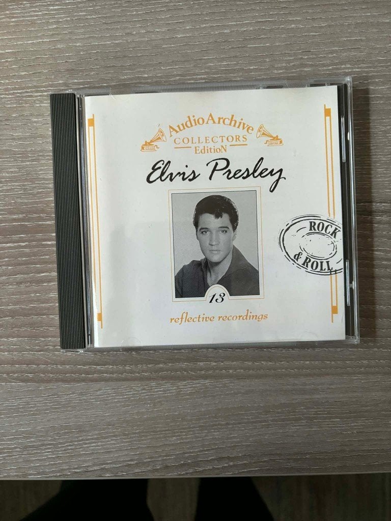 Elvis cd, audio archives, Mag weg voor slechts 2 euro., Cd's en Dvd's, Cd's | Rock, Ophalen of Verzenden, Zo goed als nieuw, Rock-'n-roll