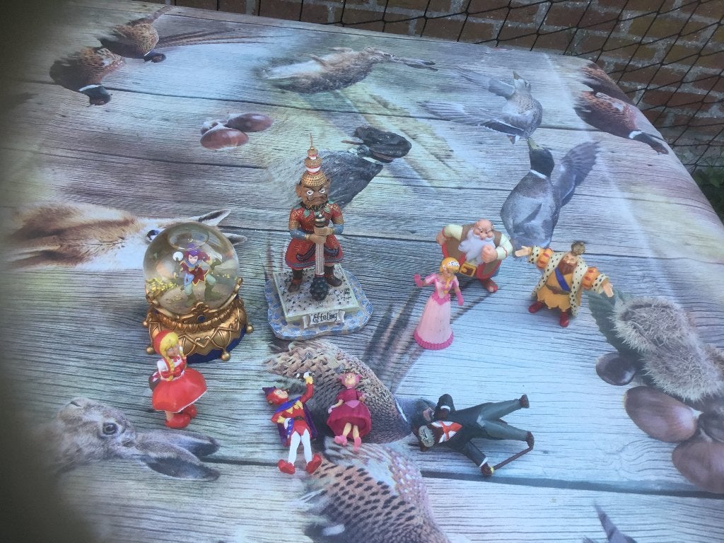 Efteling figuren, Ophalen