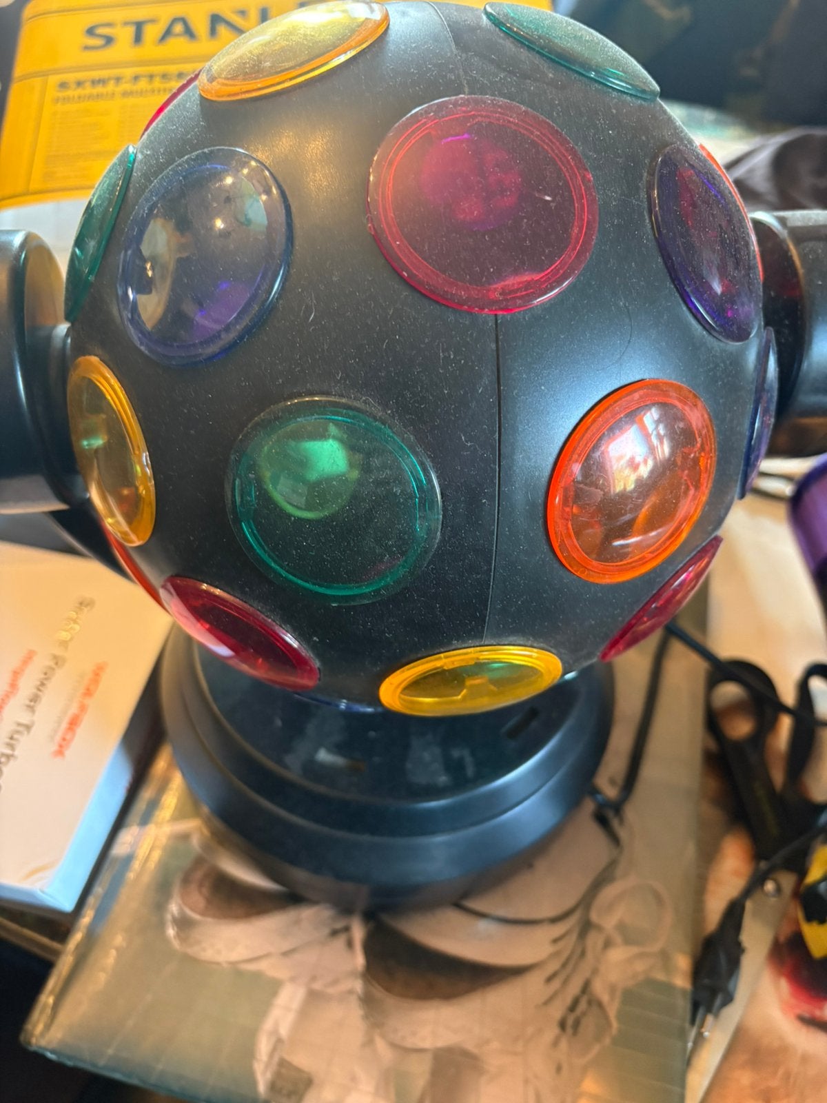 Disco bal draaiend langs alle kanten, Ophalen, Zo goed als nieuw