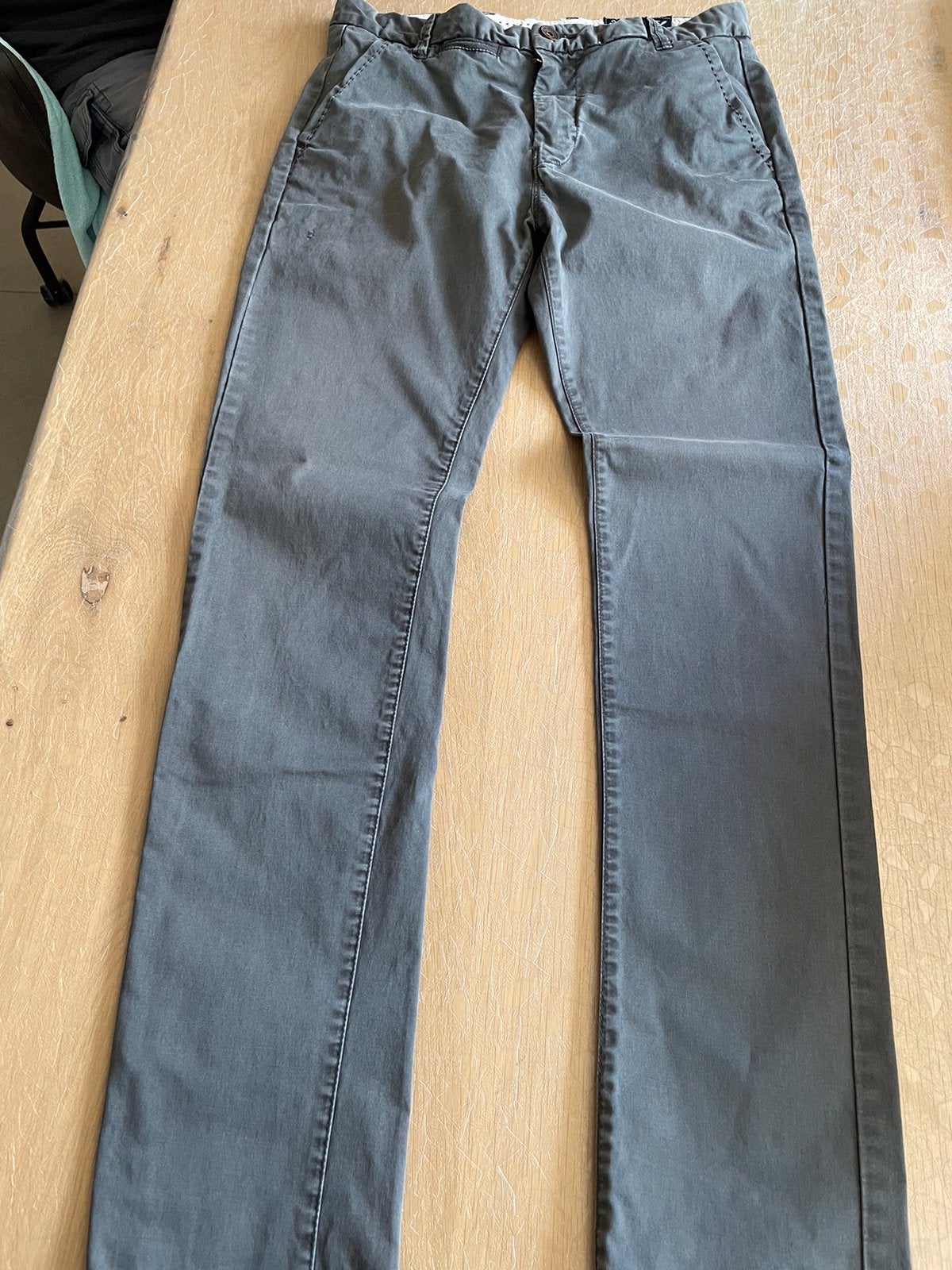 Mills bros broek, Vêtements | Hommes, Jeans, Enlèvement, Comme neuf