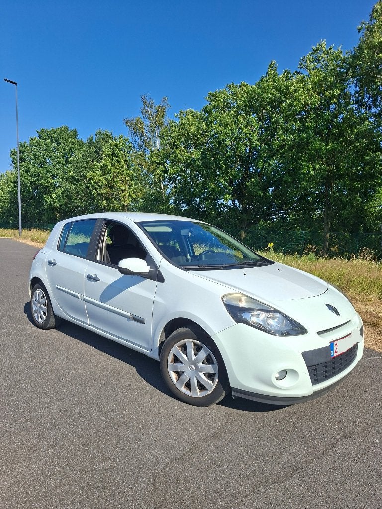 Renault Clio 1.5 dCi – 2012 – 218.000 km – Airco -, Voorwielaandrijving, Euro 5, Stof, Zwart