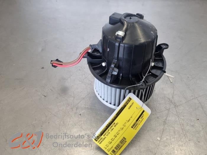 Kachel Ventilatiemotor van een Mercedes Vito, Gebruikt, -, Ophalen of Verzenden, -