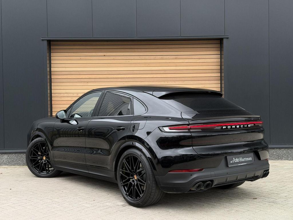 Porsche Cayenne Coupé 3.0 E-Hybrid MASSAGE|PANO|STOELVENTILA, Automaat, Cayenne, Zwart, Bedrijf