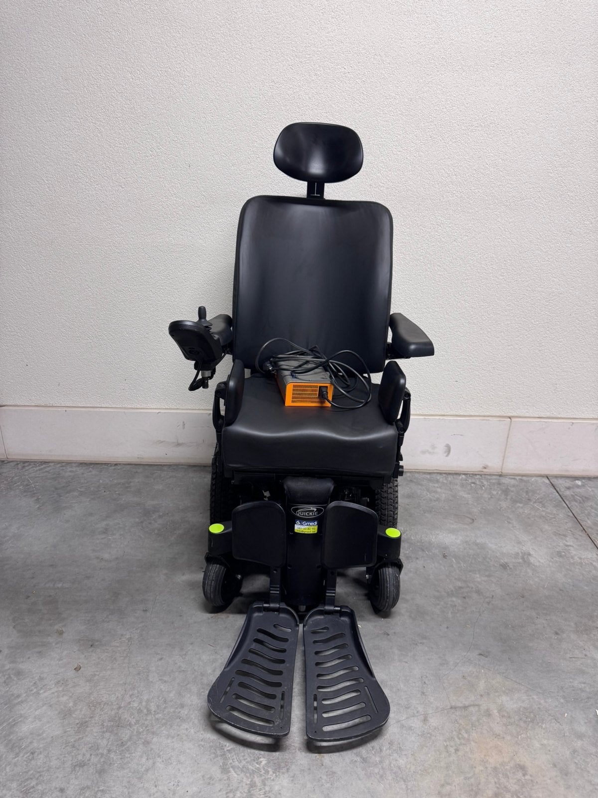 Fauteuil roulant Quicke Q 300 Almost New, Divers, Enlèvement ou Envoi, Pliant, Comme neuf, Fauteuil roulant électrique