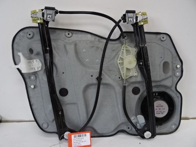 VITRE MECANISME AVANT DROIT Volkswagen Touran (1T1 / T2), Utilisé, Volkswagen
