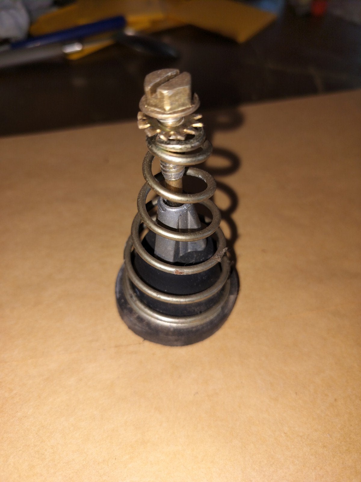 carousel voetstukveer en rubber, Verzamelen, Ophalen, Gebruikt, 1970 tot heden, Ami
