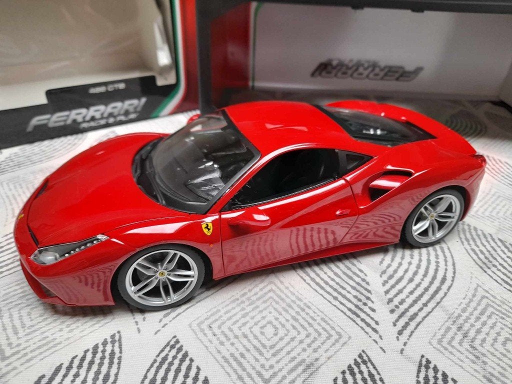 Ferrari 1/18., Ophalen of Verzenden, Burago