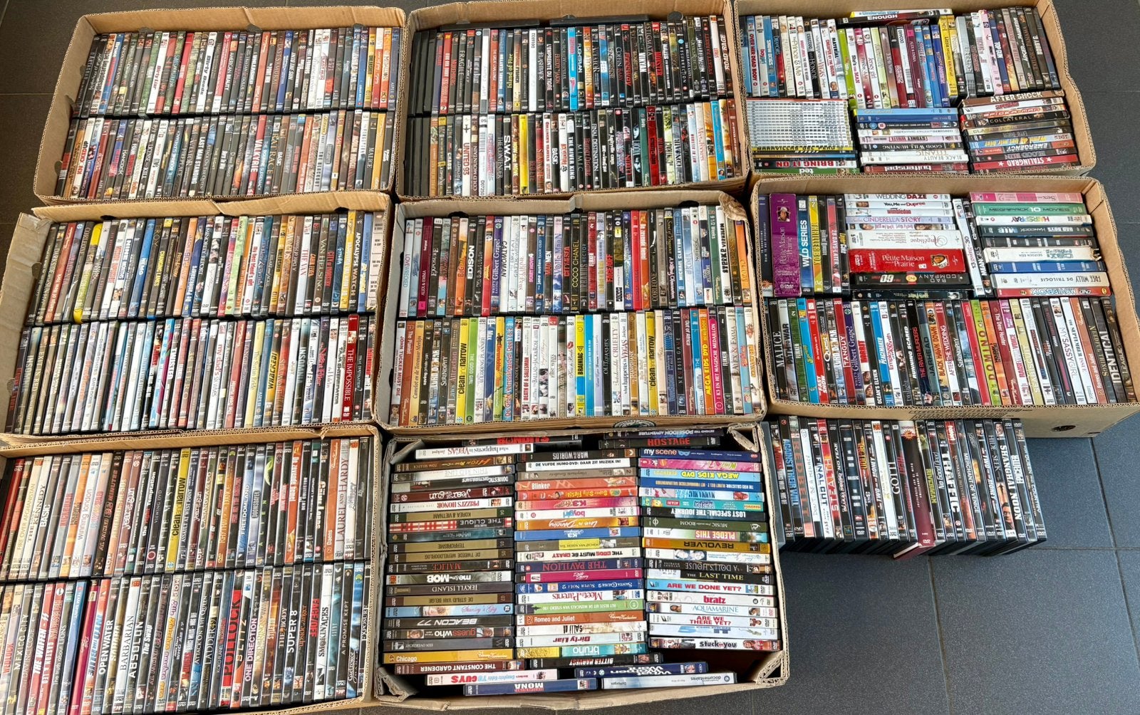 800 verschillende DVD’s, Hobby en Vrije tijd, Ophalen, Zo goed als nieuw