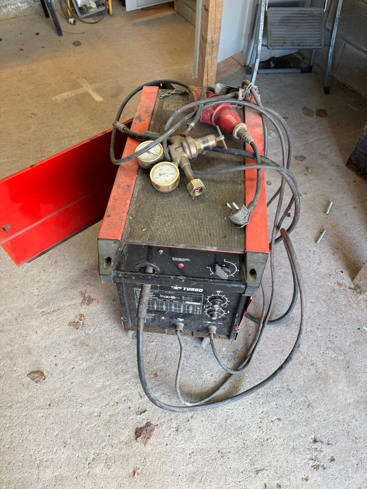 Poste à souder semi automatique, Enlèvement, Utilisé, Moins de 150 ampères, CO2