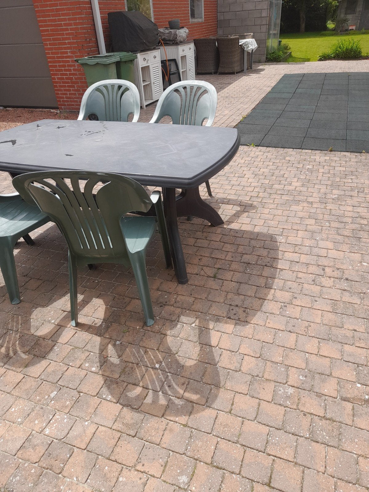 Tuintafel en 4 stoelen, Enlèvement