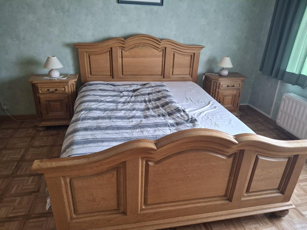 Slaapkamer in uitstekende staat, erg robust, Huis en Inrichting, Slaapkamer | Complete slaapkamers, Ophalen, Nieuw