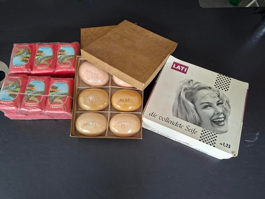 Lot vintage zeep, Antiek en Kunst, Ophalen of Verzenden
