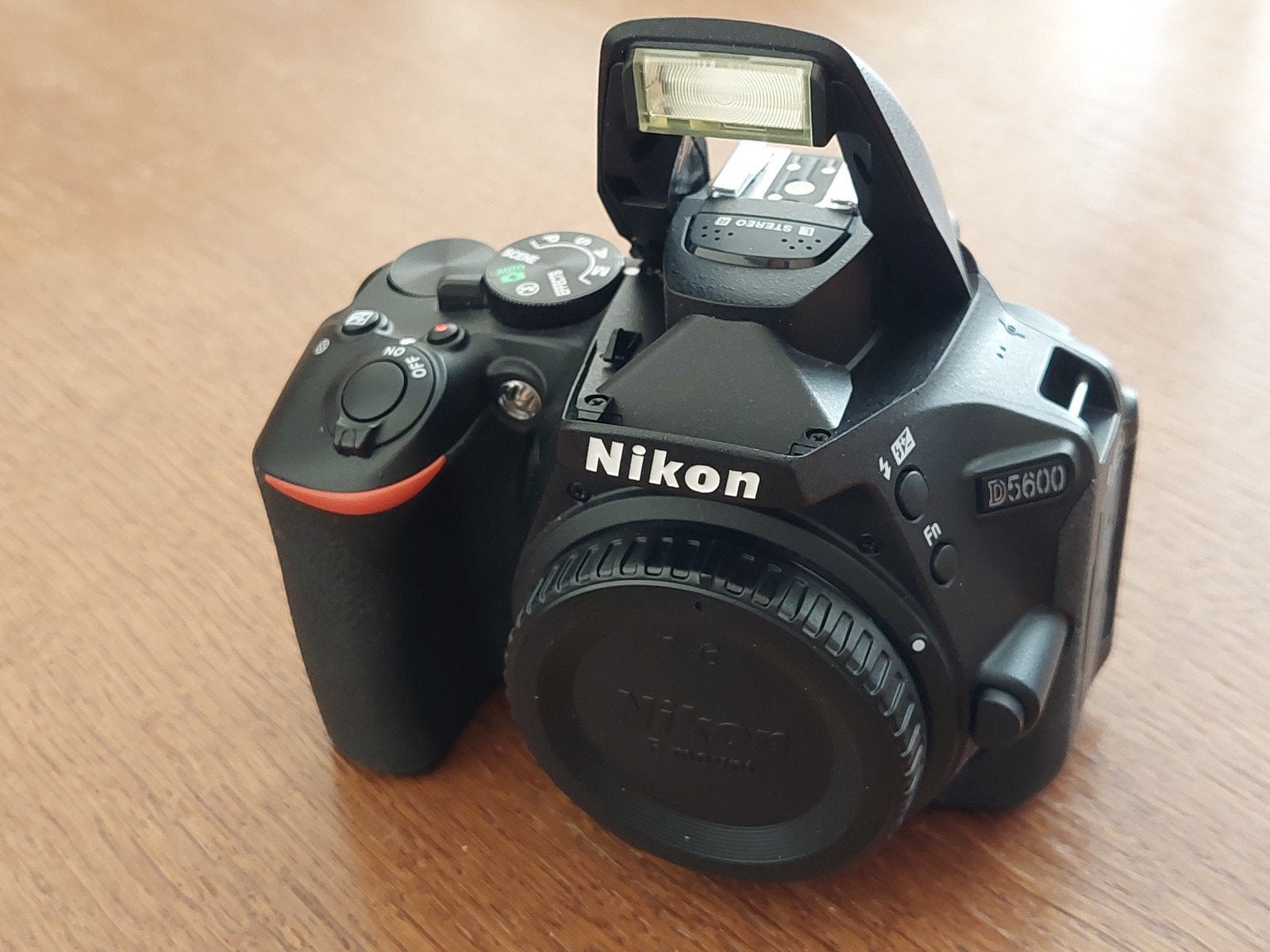 Nikon D5600 body, TV, Hi-fi & Vidéo, Appareils photo numériques, Comme neuf, Enlèvement, Nikon, Reflex miroir