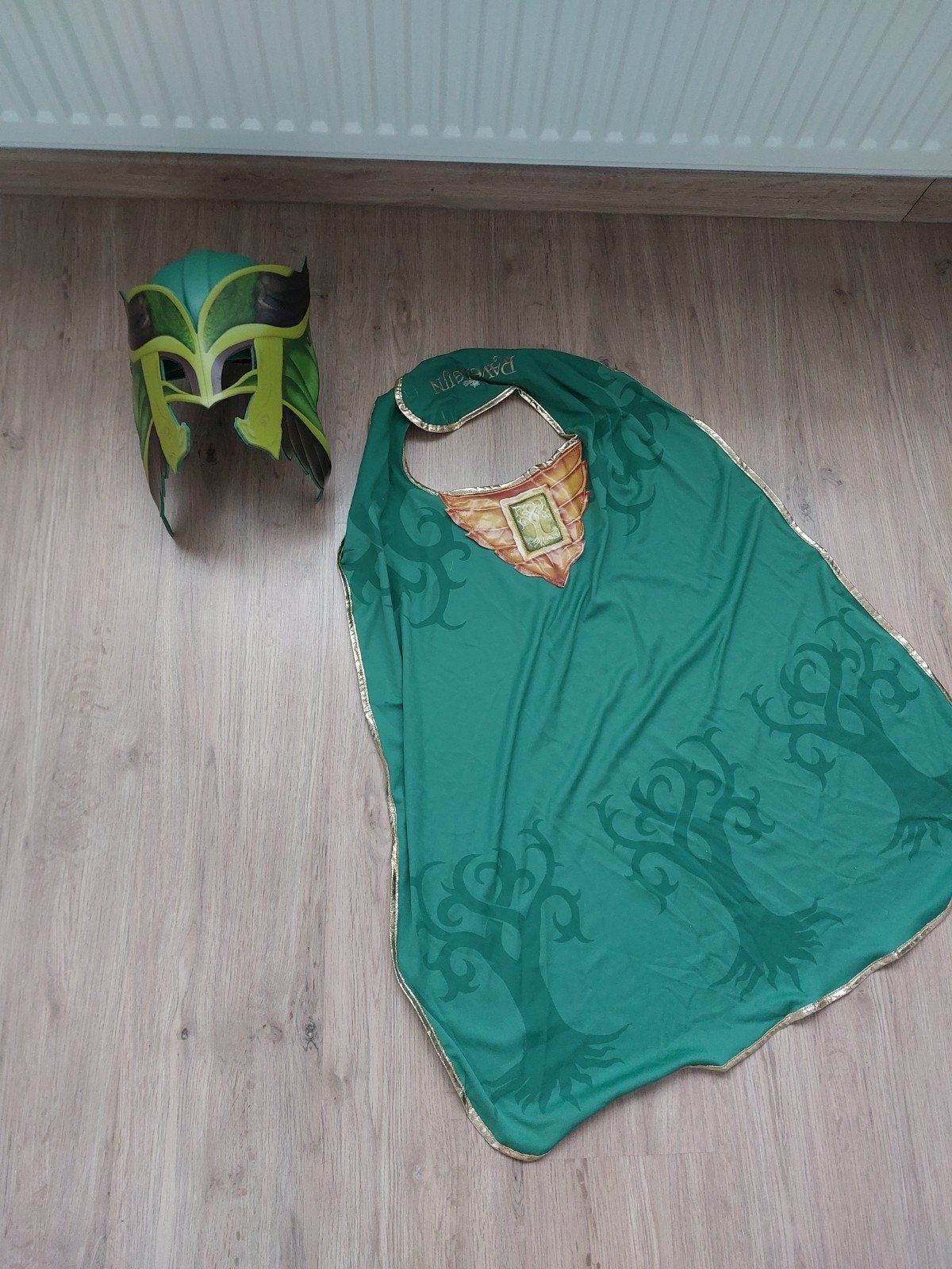 Costume et masque Efteling Ravelijn, Enlèvement