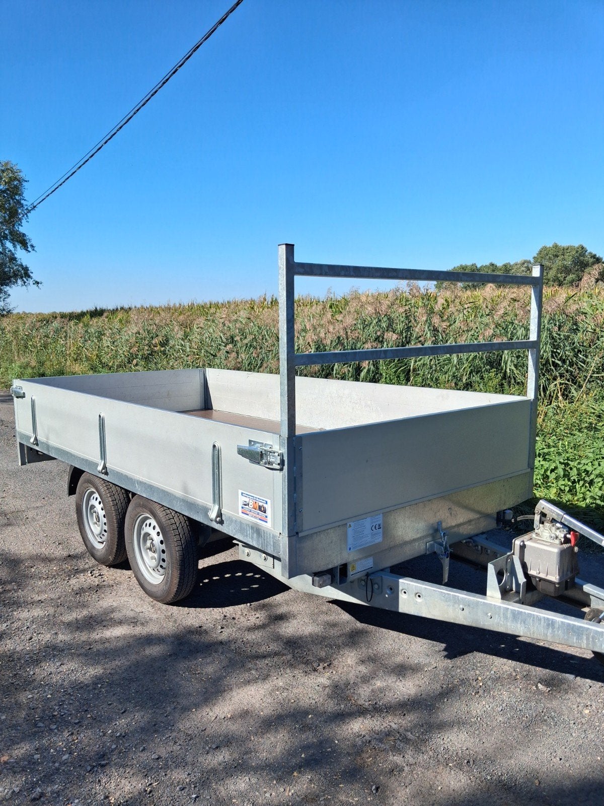 Benne basculante BW-TRAILERS 750 kg 3 m10 x 1 m60 — De nombr, Enlèvement, Neuf