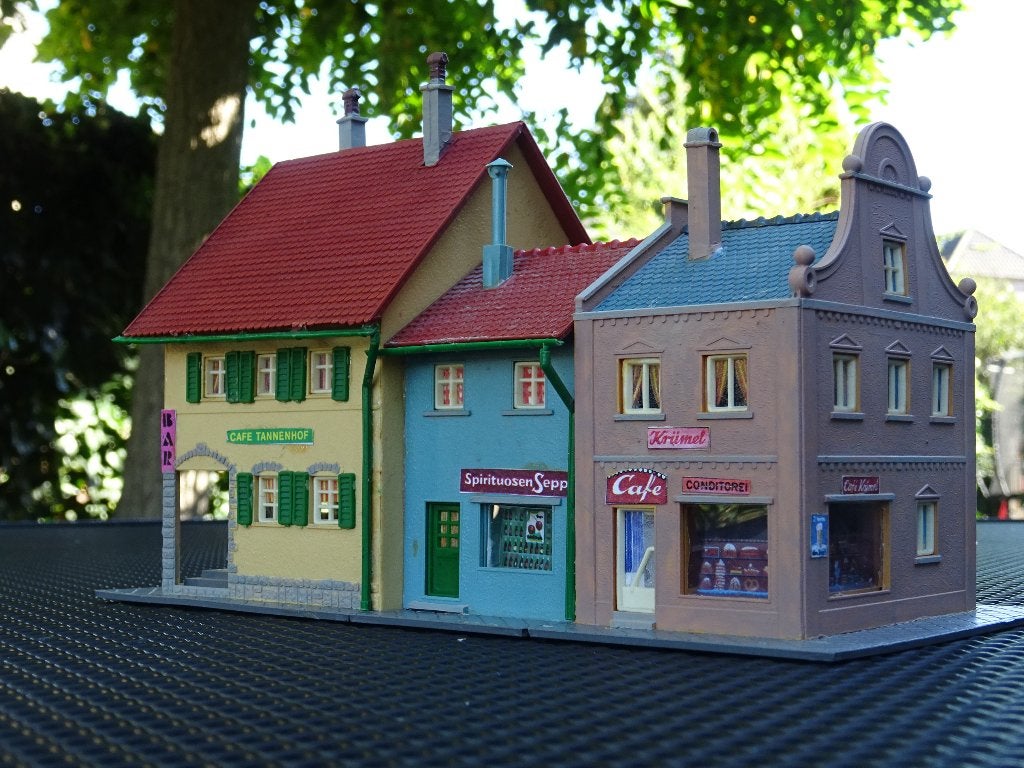 Maisons de ville traditionnelles avec boutiques - HO, Enlèvement ou Envoi, Utilisé, Pont, Tunnel ou Bâtiment