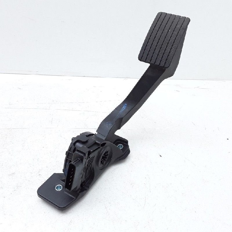 PEDALE D'ACCELERATEUR Mitsubishi Space Star (A0) (01-2012/-), Utilisé, Mitsubishi