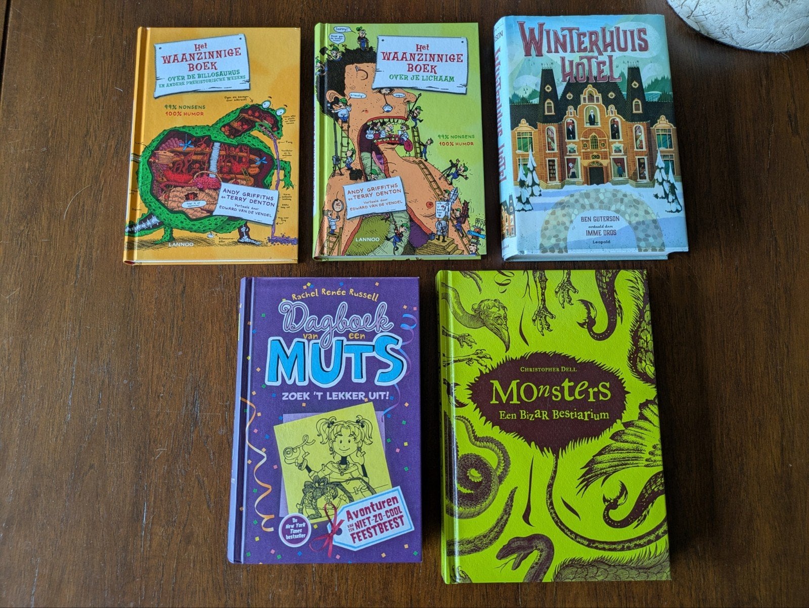 5 jeugdboeken, Ophalen, Zo goed als nieuw