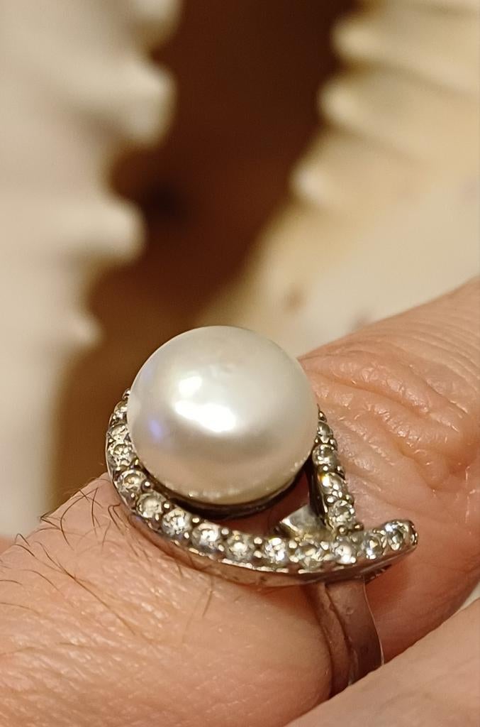 Bague en argent ornée d'une grosse perle, Bijoux, Sacs & Beauté, Enlèvement ou Envoi, Comme neuf, Argent, Argent