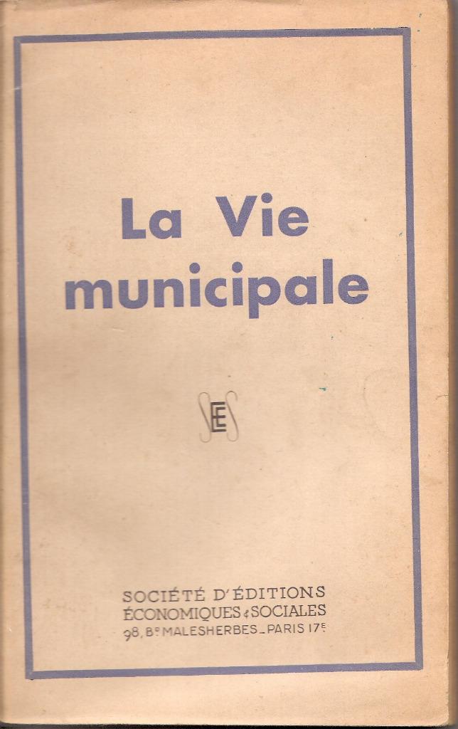3 Livres de réglementation et de droit armées femmes  Vie mu, Ophalen of Verzenden, Gelezen, Collectif