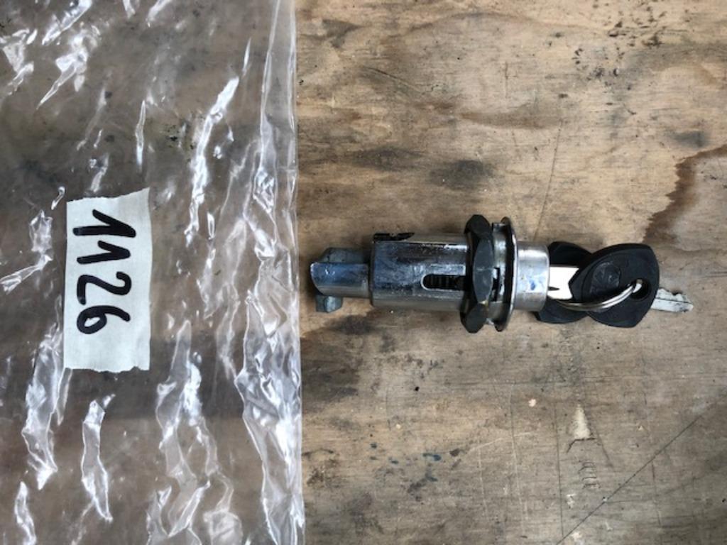 Serrure de capot arrière pour Lamborghini Miura, Enlèvement, Neuf, Arrière, Autres marques automobiles