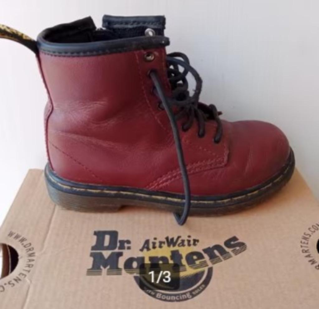 kinder schoen Maat 27 Dr Martens, Kinderen en Baby's, Dr Martens, Jongen of Meisje, Schoenen, Ophalen of Verzenden