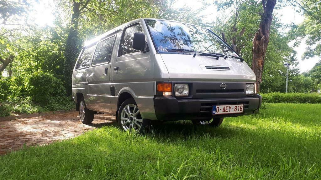 Oldtimer Nissan vanette C22 benzine, Ophalen of Verzenden, Nieuw, Nissan