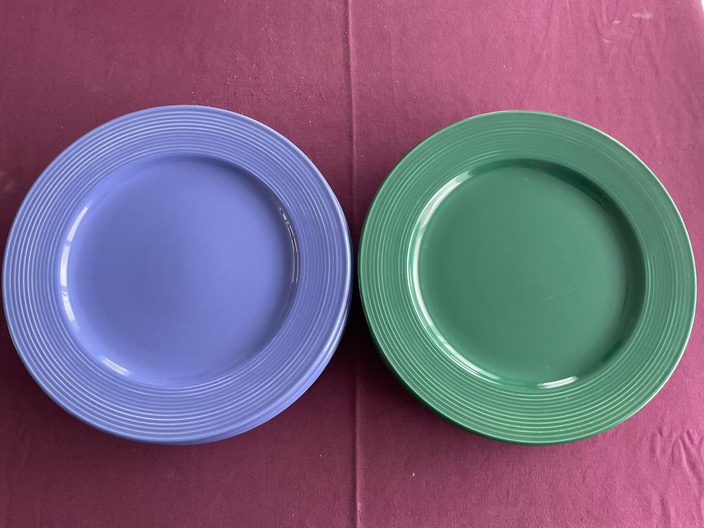 8 grandes assiettes, Enlèvement, Comme neuf, Assiettes(s)