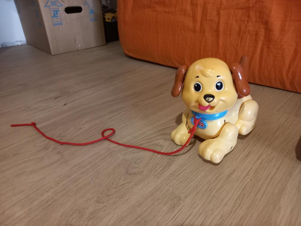 Fisher price retro trek hondje, Kinderen en Baby's, Speelgoed | Fisher-Price, Ophalen, Gebruikt, Duw- of Trekspeelgoed