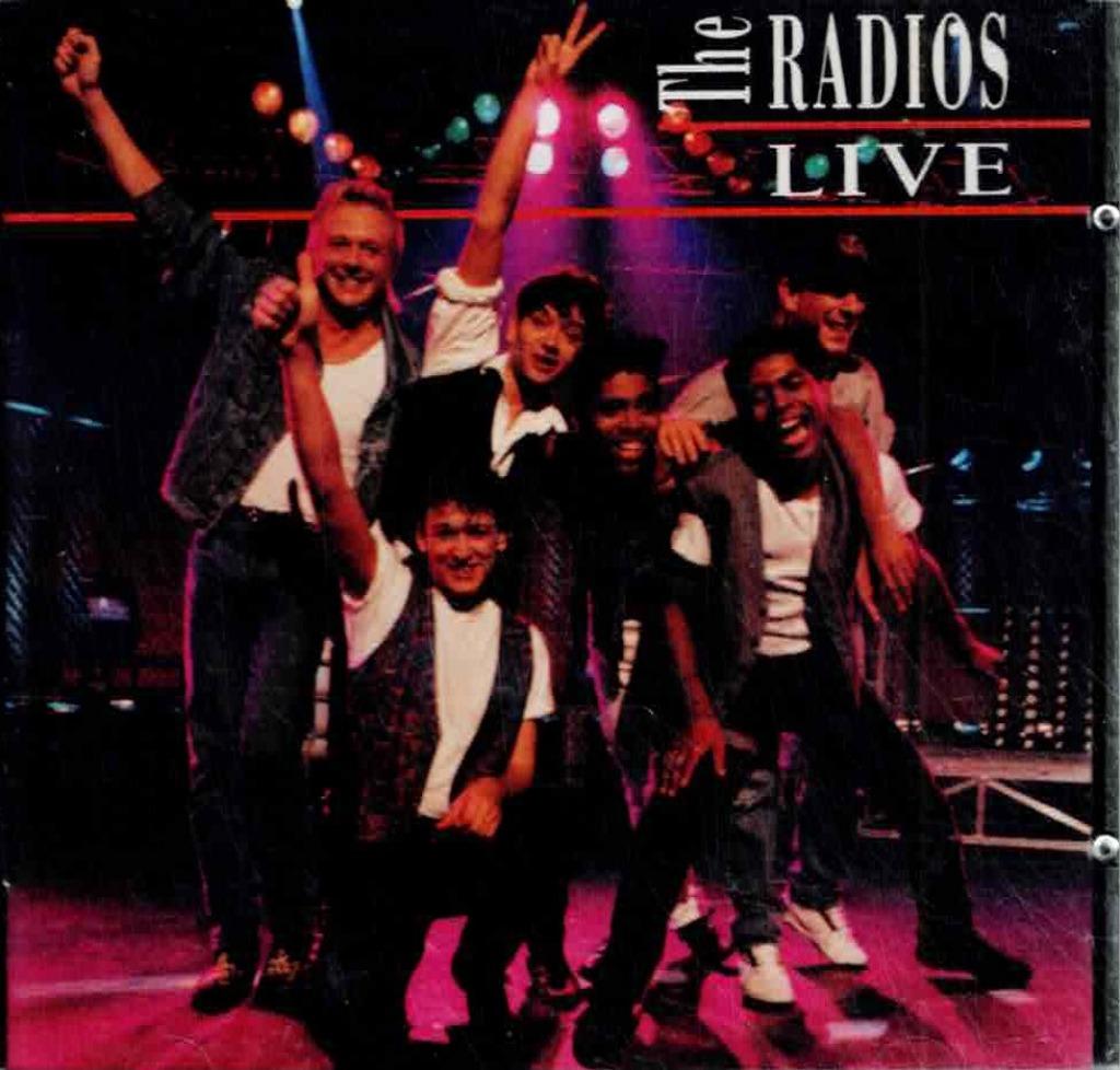 cd    -    The Radios – Live, Ophalen of Verzenden