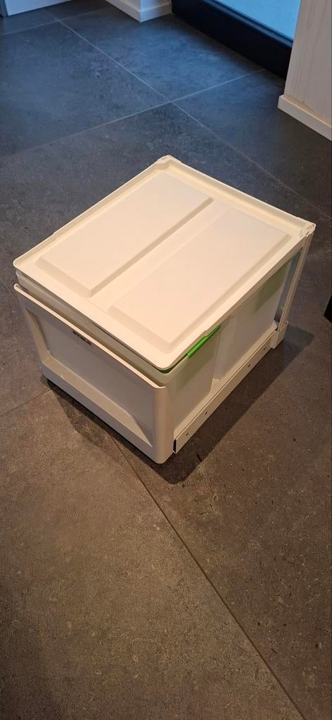 Poubelles sous évier STALA, Enlèvement