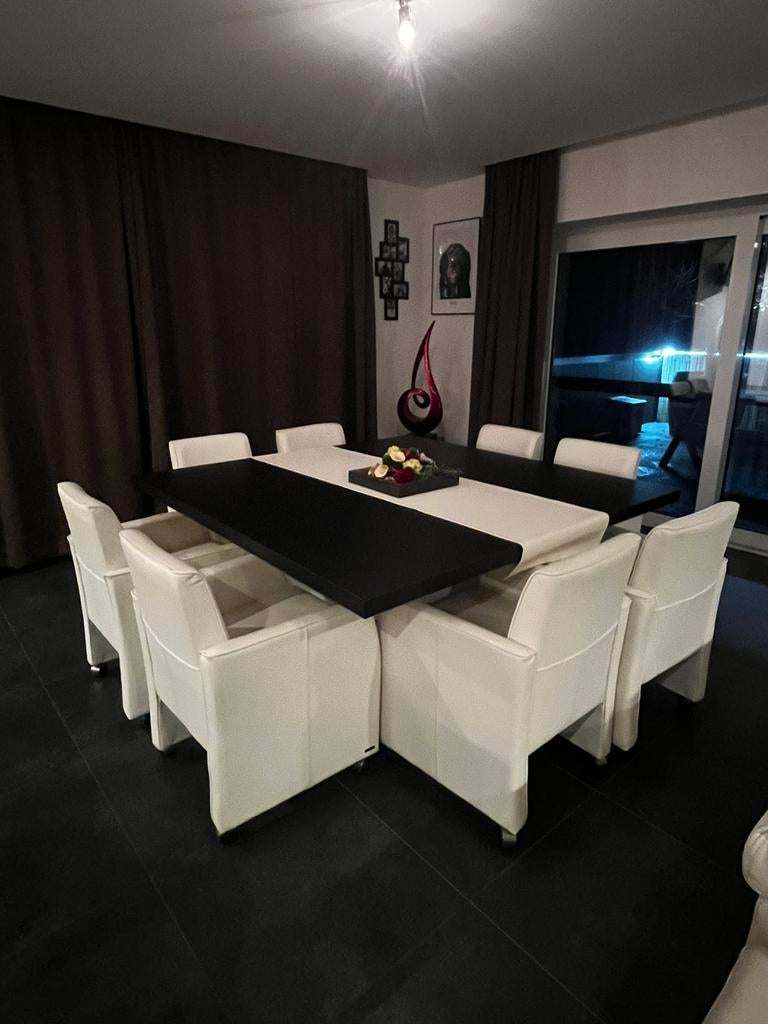 Zeer mooie tafel in zwarte laminaat, Ophalen