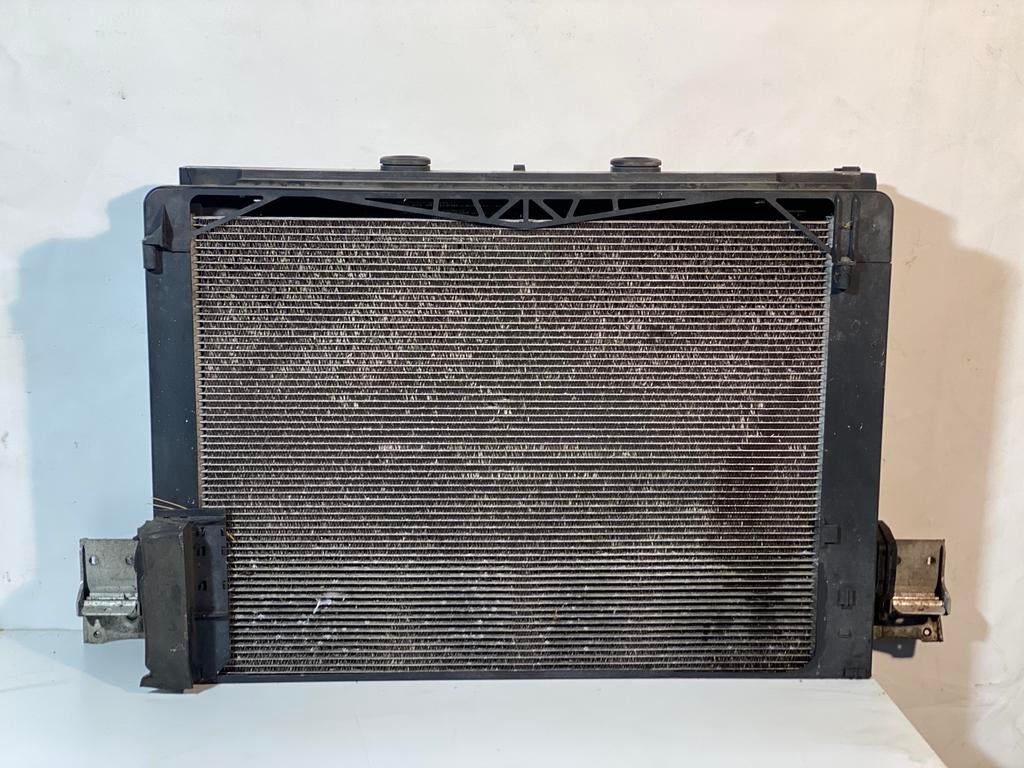 BMW F10 F11 N47D20C radiatorblok, Ophalen, Gebruikt, BMW