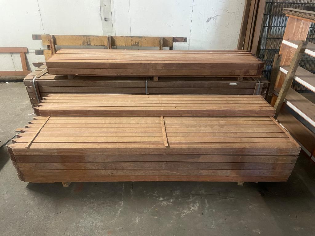 Poteaux en bois dur raboté / Poteaux en azobé, Neuf, Poteaux, Enlèvement ou Envoi, Bois dur