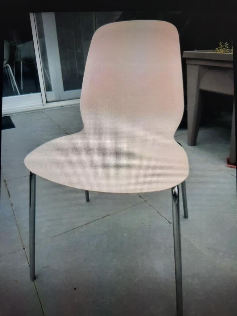 Lot de 4 chaises ikea blanc rosé, pieds inox