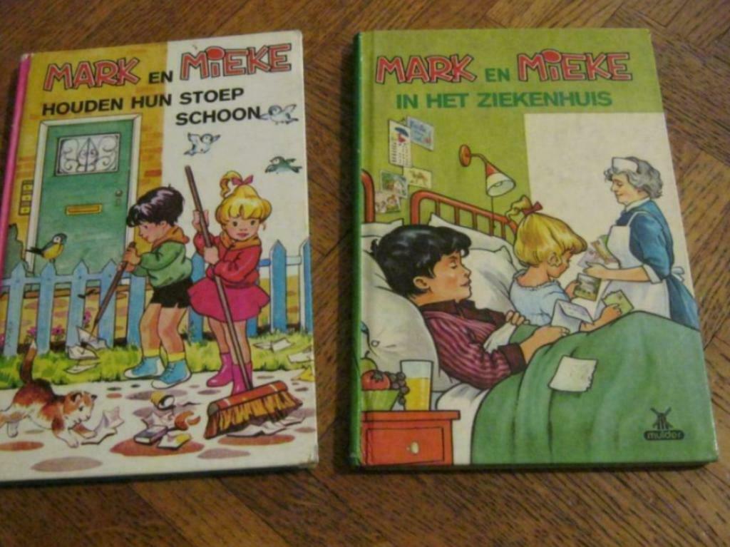 2 kinderboekjes Mark & Mieke, Ophalen of Verzenden, Gelezen