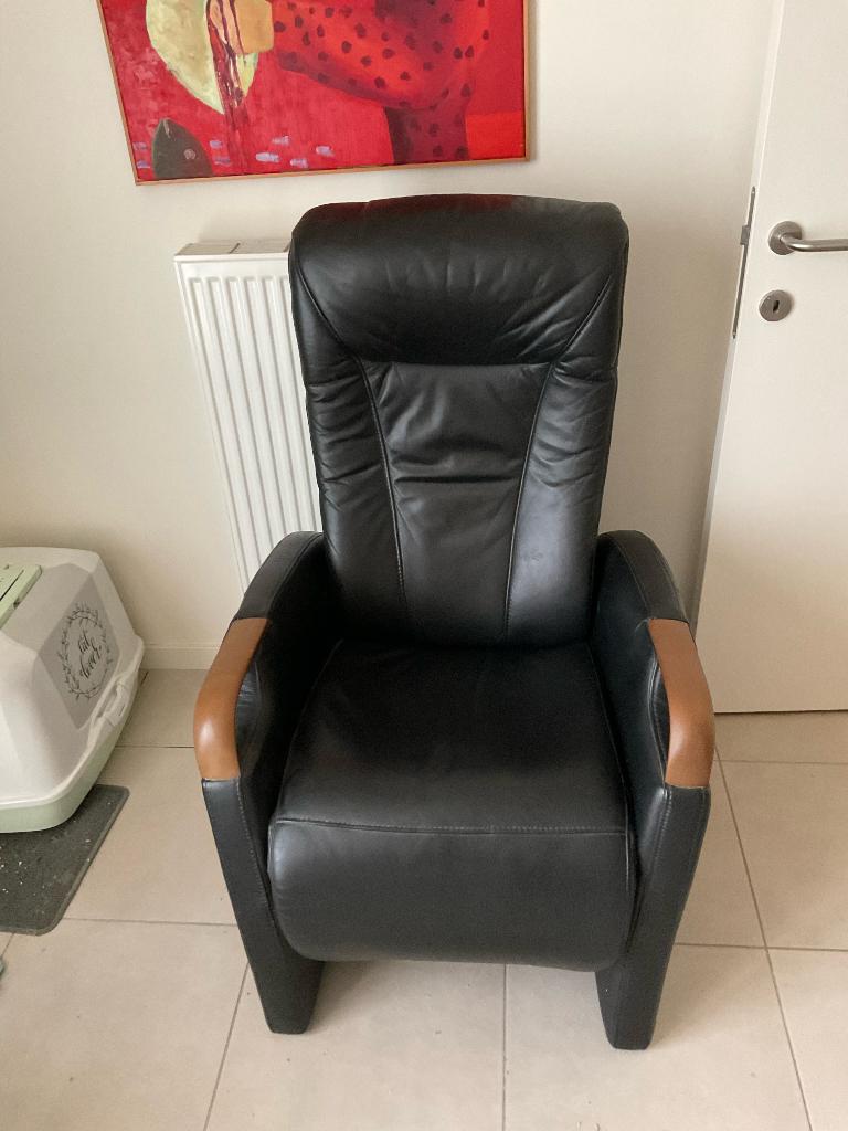 Relax zetel elektrisch, zwart leder, Huis en Inrichting, Zetels | Zetels, Ophalen, Zo goed als nieuw, Eenpersoons, Leer