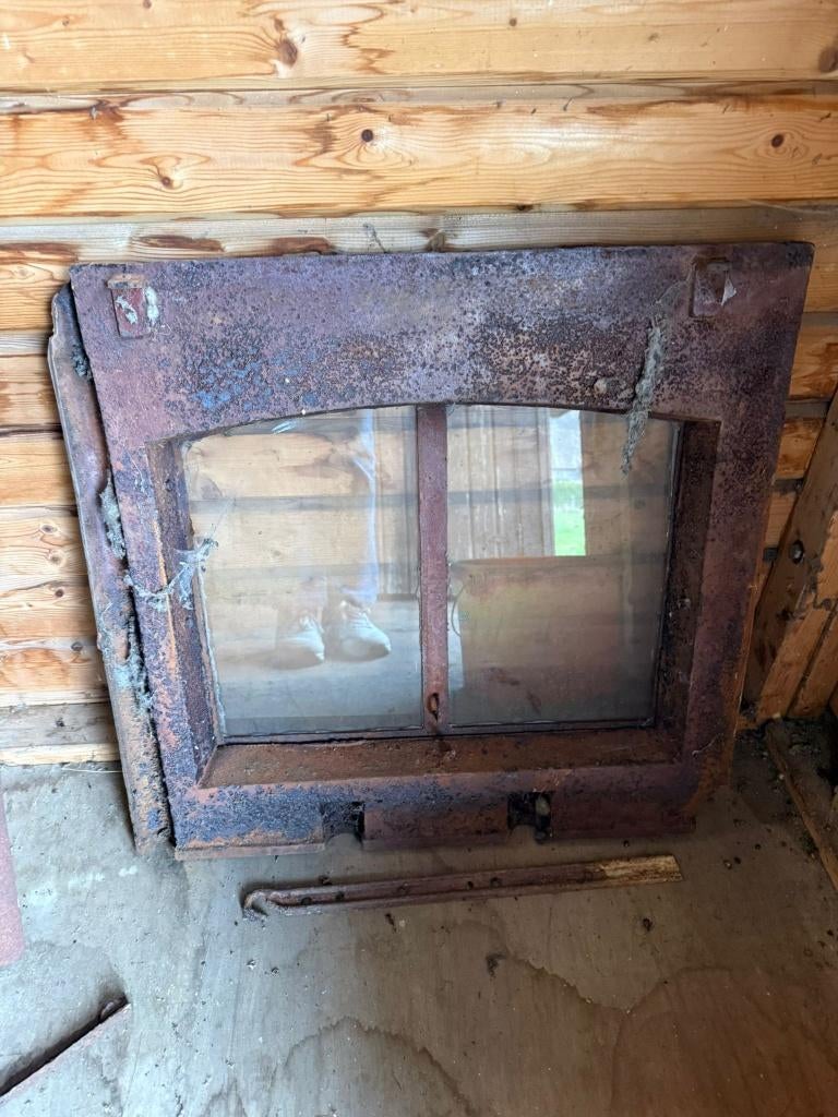 Lucarne en fonte, Bricolage & Construction, Lucarne, Enlèvement, Utilisé, Moins de 80 cm