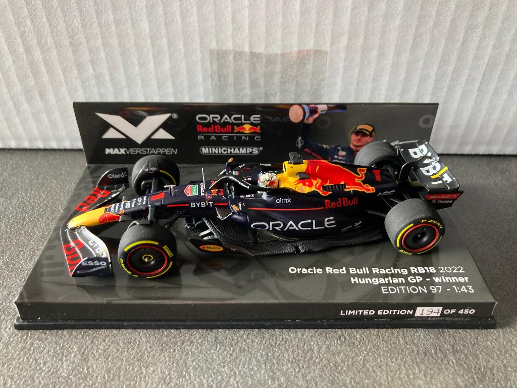 Max Verstappen 1:43 editie 97 Winner Hungarian GP 2022 F1, Verzamelen, Automerken, Motoren en Formule 1, Nieuw, Formule 1, Ophalen of Verzenden