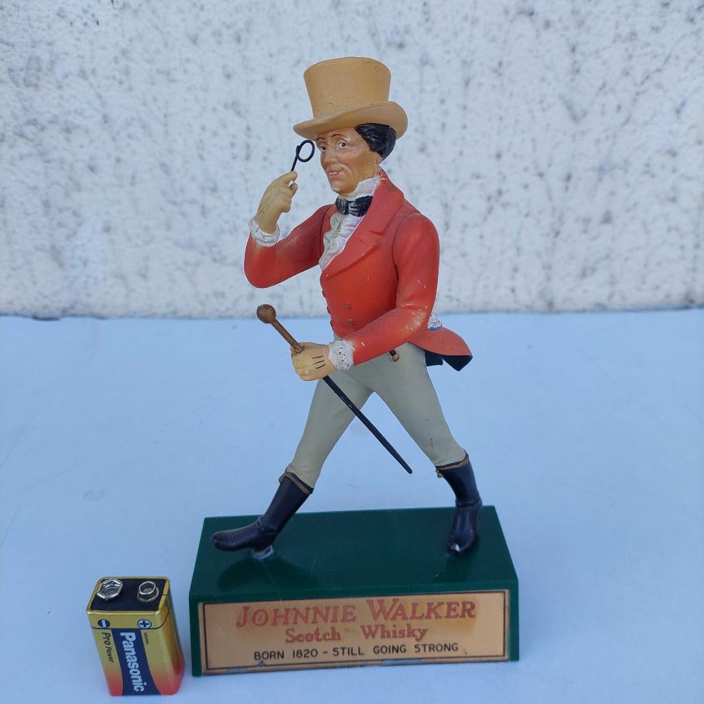 JOHNNIE WALKER WHISKY DANDY STRIDING MAN STANDBEELD FIGUUR, Ophalen of Verzenden, Gebruikt, Overige typen
