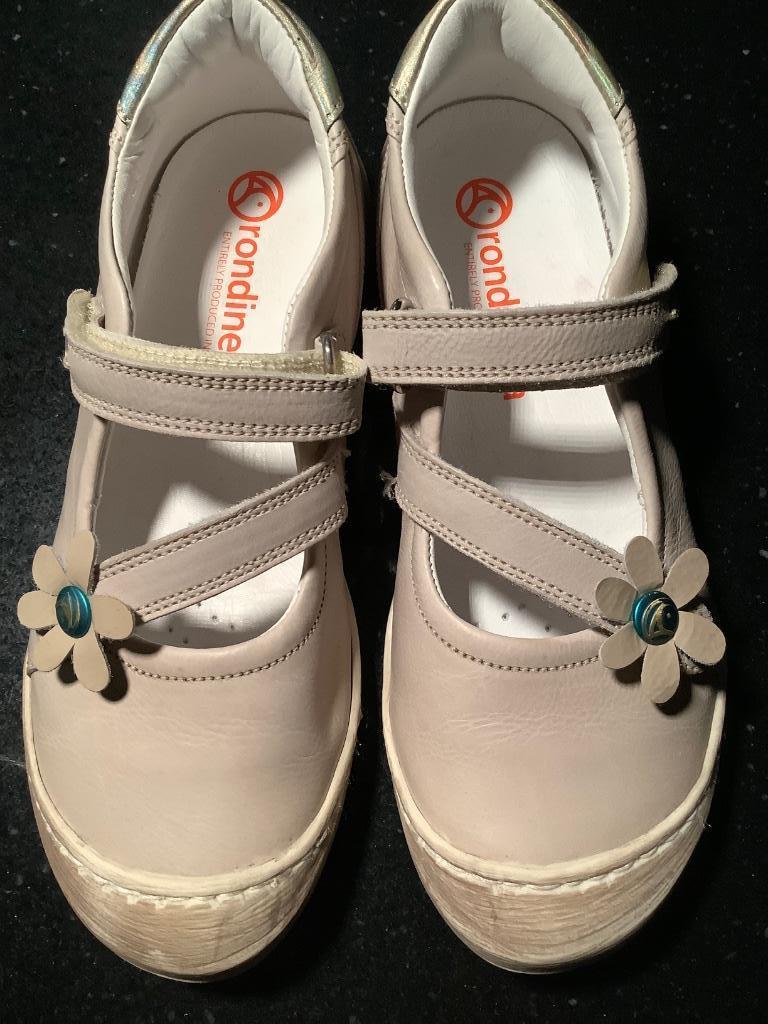 Meisjes Schoenen Rondinella maat 32, Enfants & Bébés, Vêtements enfant | Chaussures & Chaussettes, Enlèvement ou Envoi, Chaussures