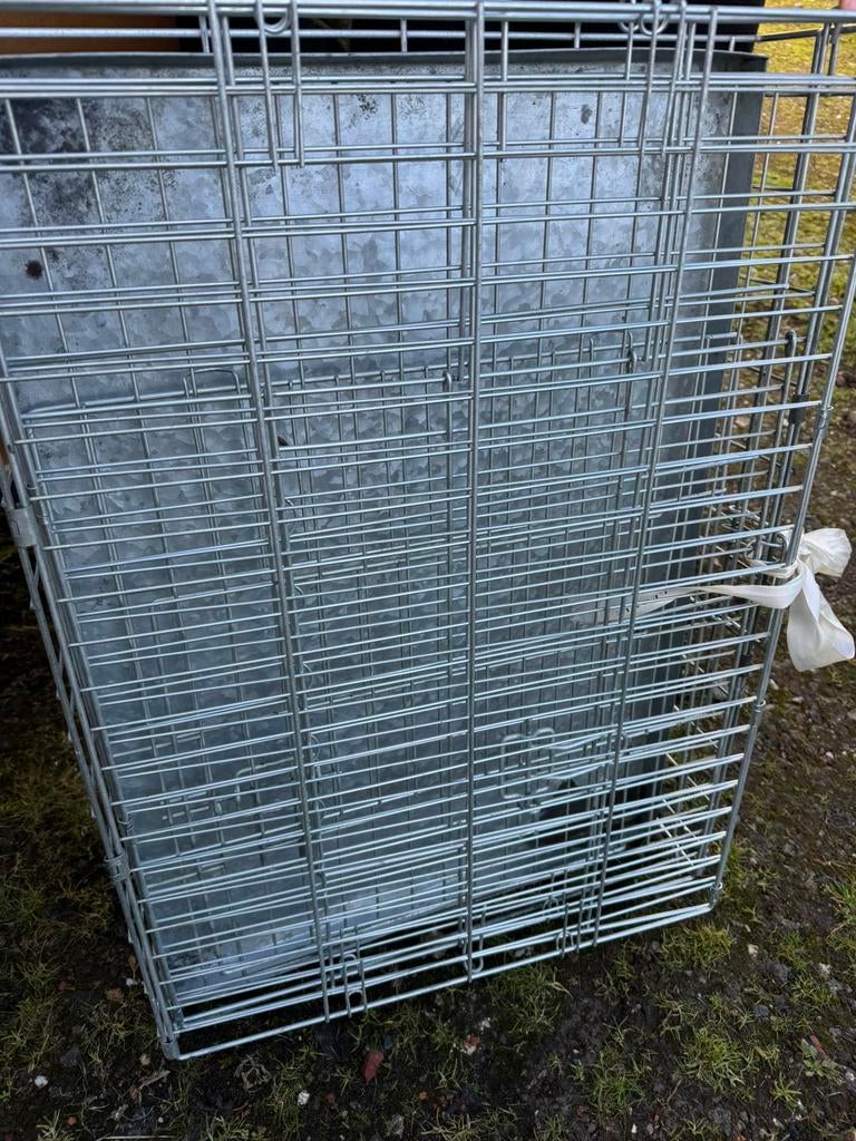 Opvouwbare metalen hondenbench, Dieren en Toebehoren, Ophalen, Minder dan 65 cm, Zo goed als nieuw, Minder dan 75 cm