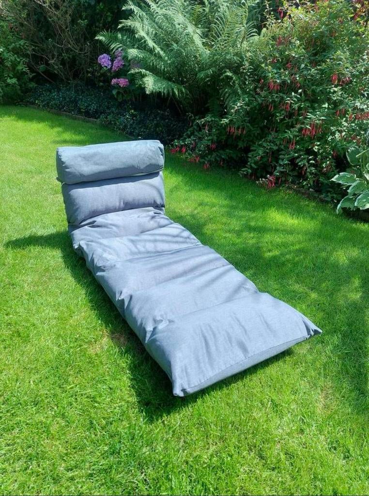 Campingbed of festivalbed, Enlèvement, Comme neuf