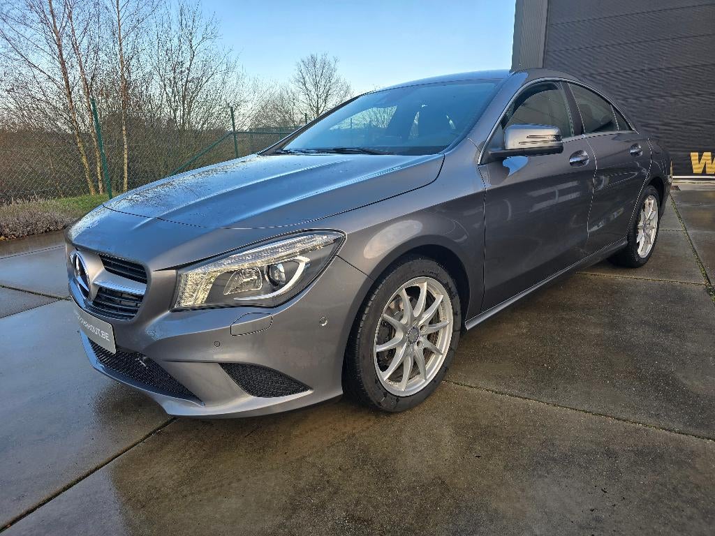 Mercedes-Benz CLA180 2015 Airco, Navi + Garantie, Auto's, 90 kW, CLA, Bedrijf, Zilver of Grijs