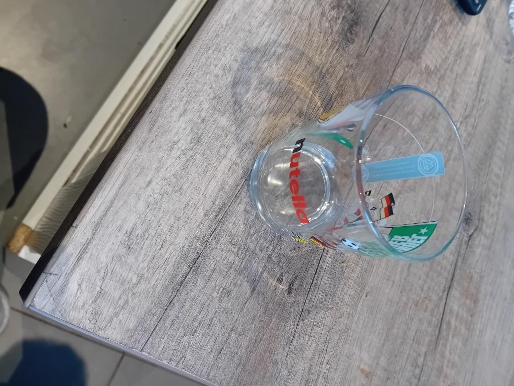 Glas Nutella Manuel neuer, Verzamelen, Ophalen, Zo goed als nieuw