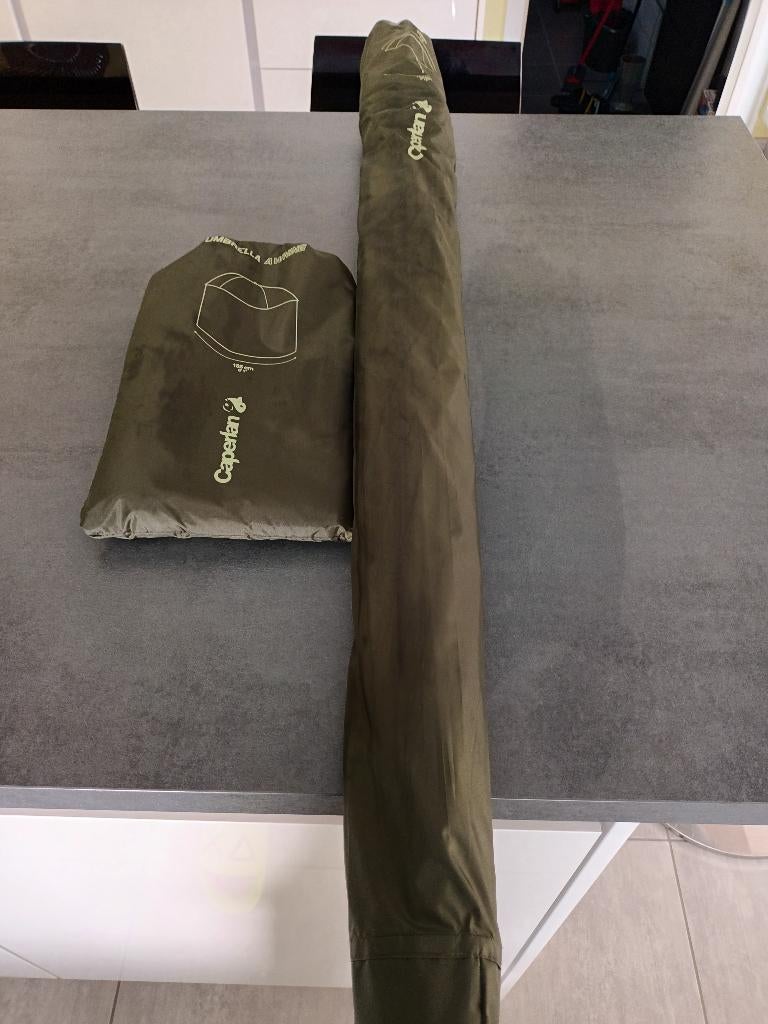Ensemble parapluie plus auvent de peche, Enlèvement, Comme neuf