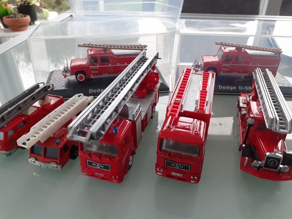 Brandweerwagens, Hobby en Vrije tijd, Modelauto's | 1:43, Ophalen of Verzenden, Zo goed als nieuw