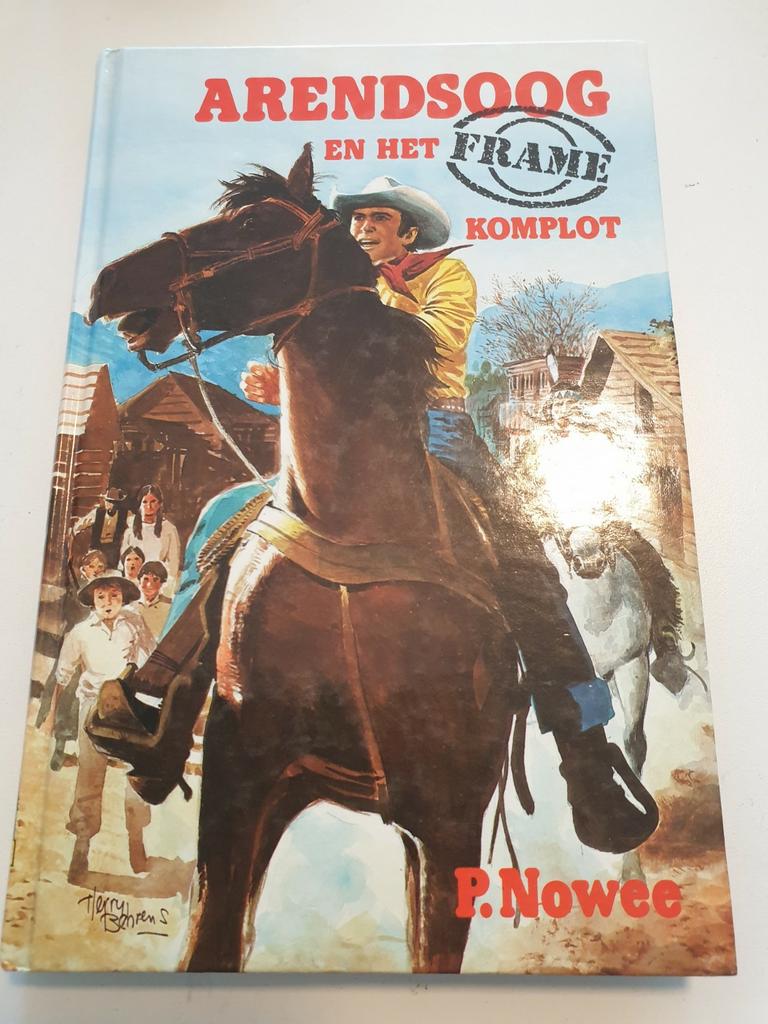ARENDSOOG en het FRAME komplot P. Nowee hc 1e druk, Ophalen of Verzenden, Zo goed als nieuw