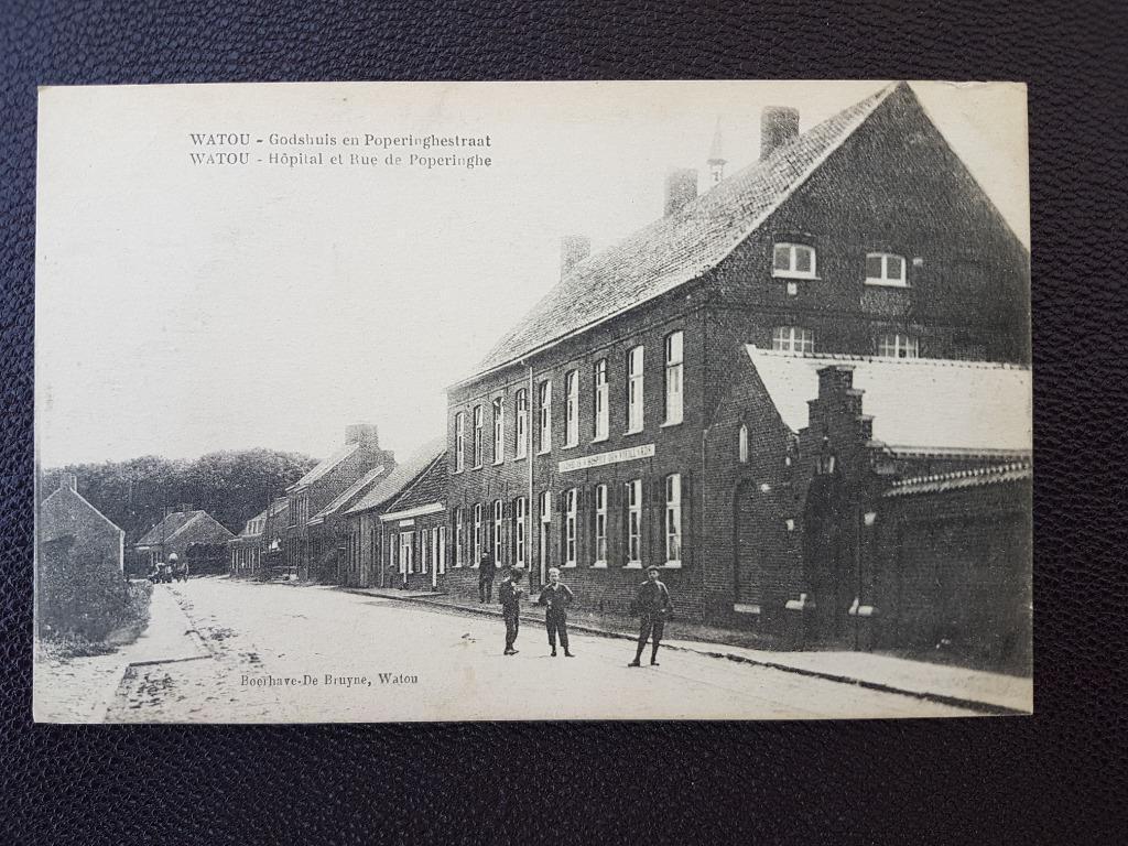 Postkaart Watou Godshuis en Poperinghestraat, Ophalen of Verzenden, Voor 1920, Ongelopen, West-Vlaanderen